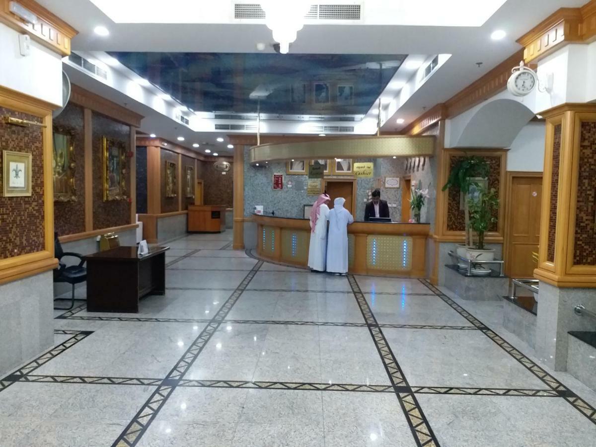 Taj Plaza Hotel Манама Экстерьер фото