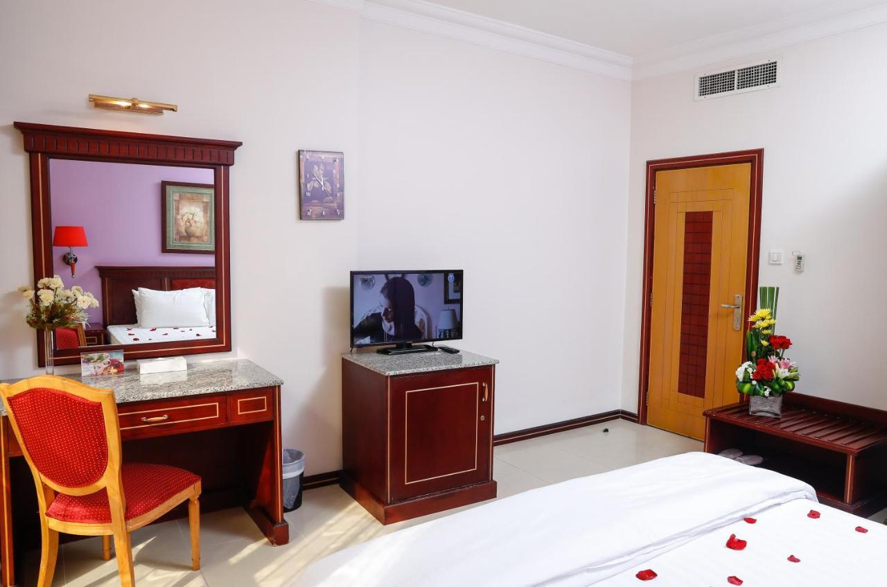 Taj Plaza Hotel Манама Экстерьер фото